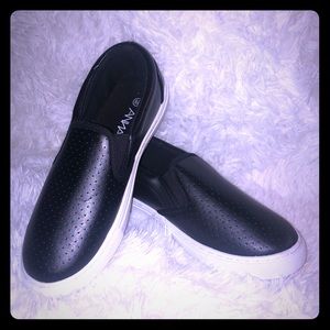 Slip on sneakers